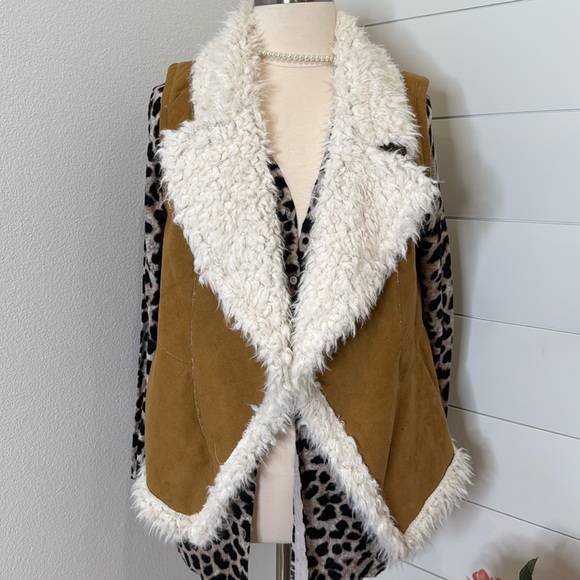 Two by Vince Camuto faux fur vest xl EUC - Picture 1 of 13